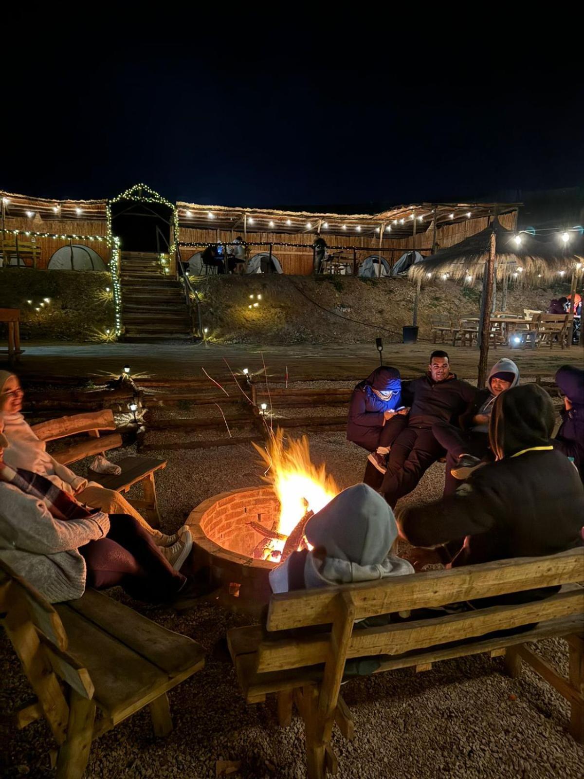 Ghar El Melh Outdoors Hotel Ra's al Jabal Buitenkant foto